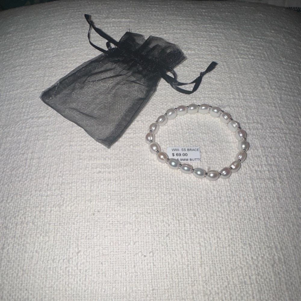 Elegant Girls Freshwater Pearl Bracelet